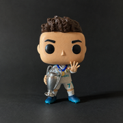 Figura 3D artesanal inspirada en Cristiano Ronaldo con trofeo